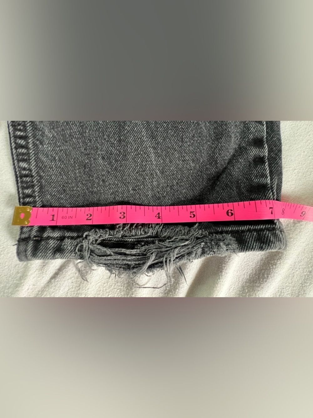 We the Free Black Distressed Jeans Free People Size 29 - Picture 7 of 12